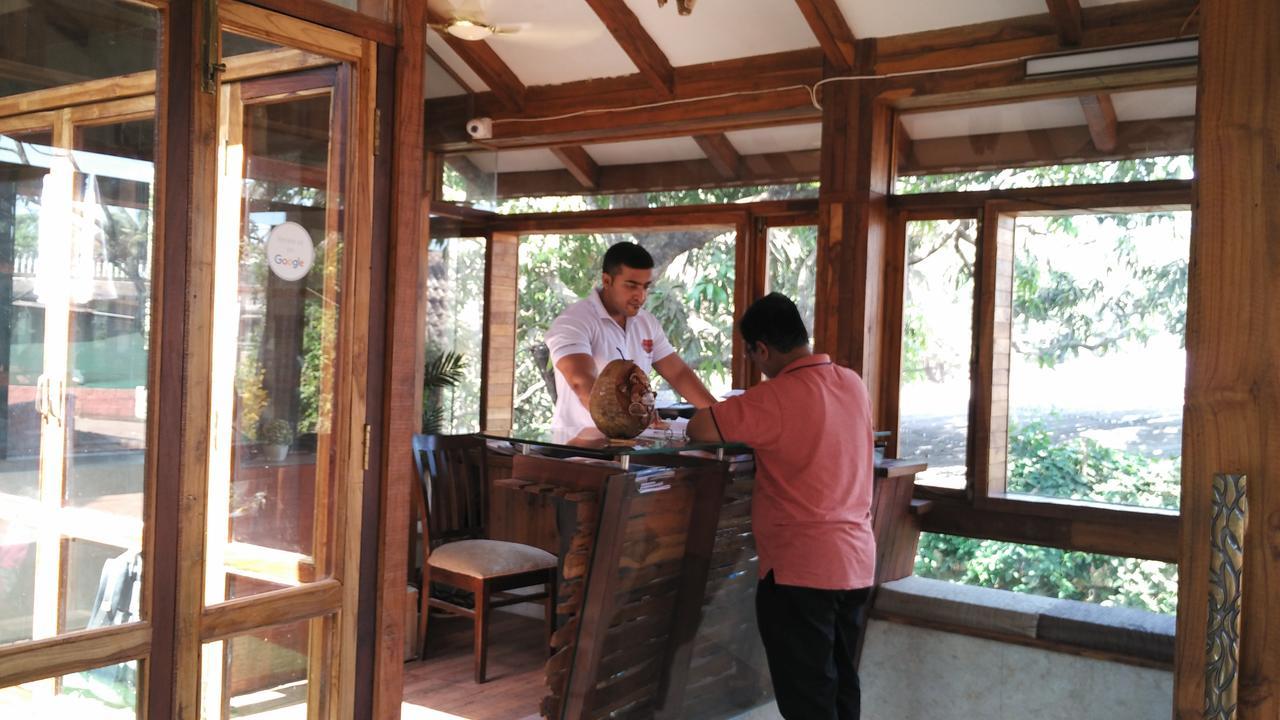 Kaular Atithis Grand Kokan Resort Ganpatipule Exterior photo