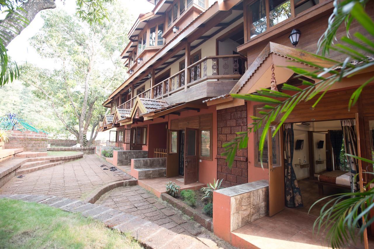Kaular Atithis Grand Kokan Resort Ganpatipule Exterior photo