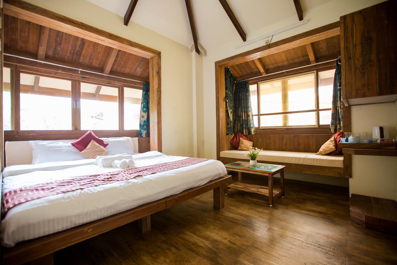 Kaular Atithis Grand Kokan Resort Ganpatipule Exterior photo