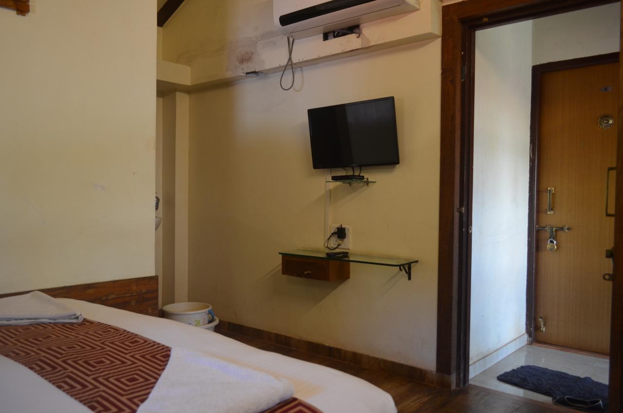 Kaular Atithis Grand Kokan Resort Ganpatipule Exterior photo
